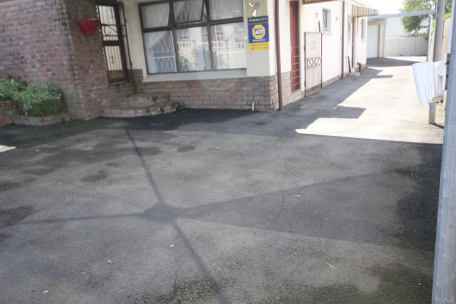 4 Bedroom Property for Sale in Amalinda Eastern Cape